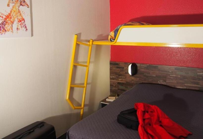 호텔 Kyriad Direct Macon Sud