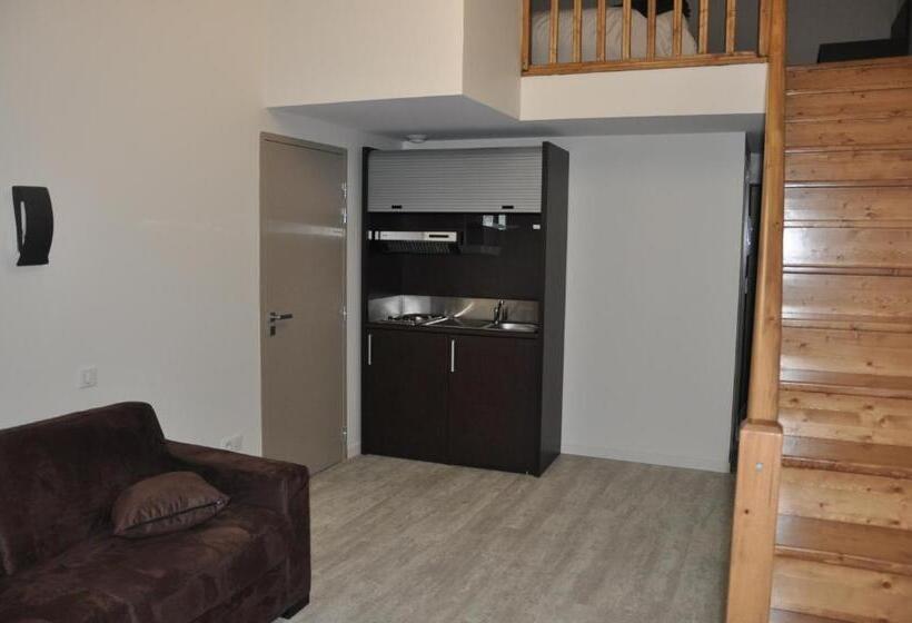 בית מלון כפרי The Originals City, Hôtel Des Arts, Montauban