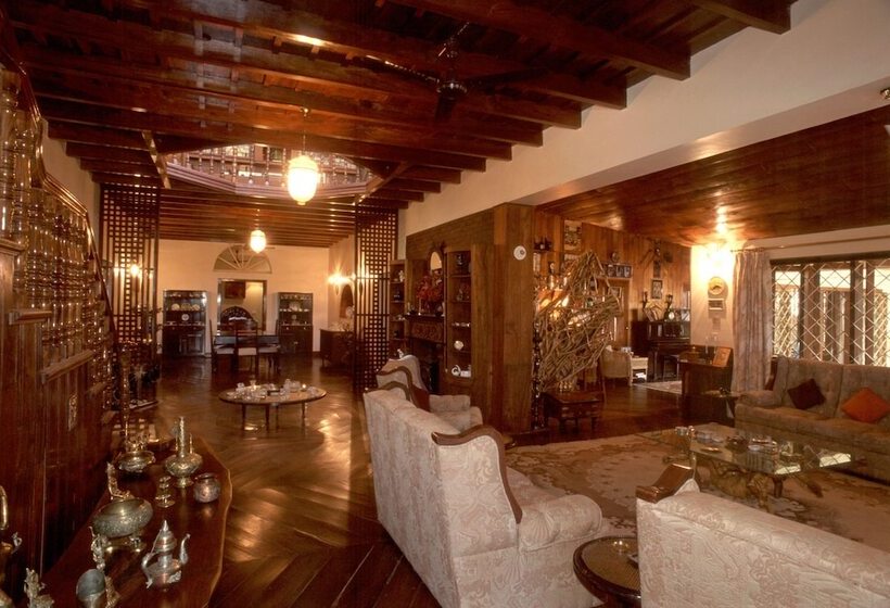 ホテル Tranquil Resort Wayanad