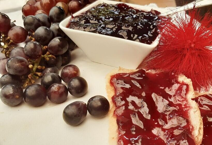 ホテル Tranquil Resort Wayanad