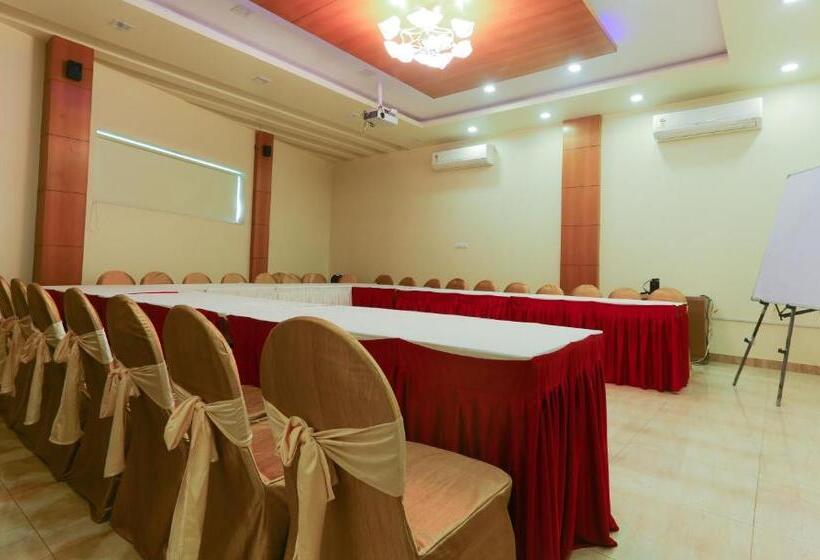 酒店 Treebo Natraj   Jaipur