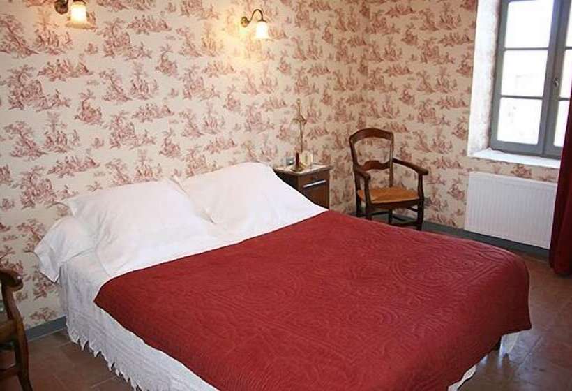 Logis Hotel   Restaurant La Marbrerie