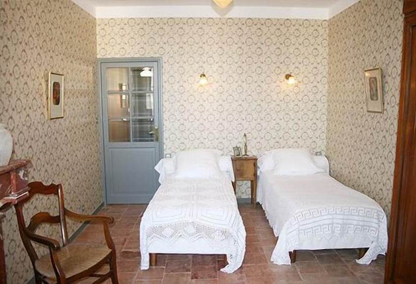 Logis Hotel   Restaurant La Marbrerie