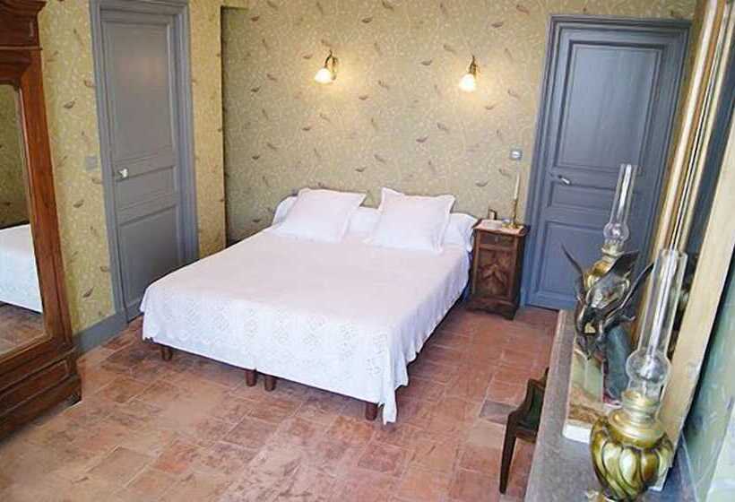 Logis Hotel   Restaurant La Marbrerie