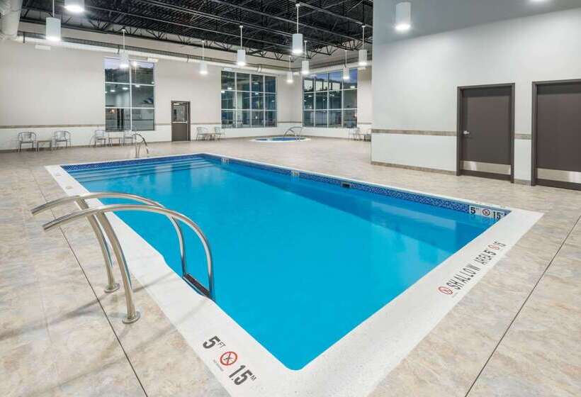 Microtel Inn & Suites By Wyndham Sudbury