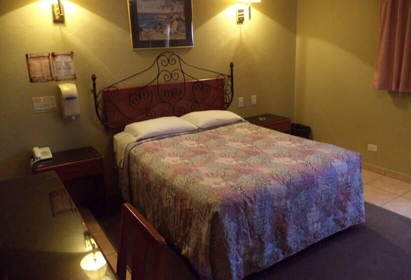 מוטל Baja Del Sol Inn