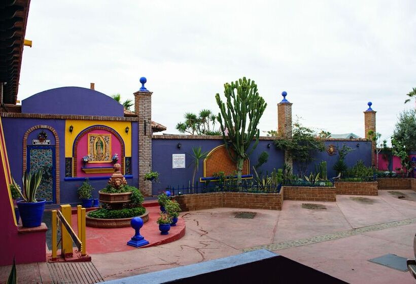 מוטל Baja Del Sol Inn