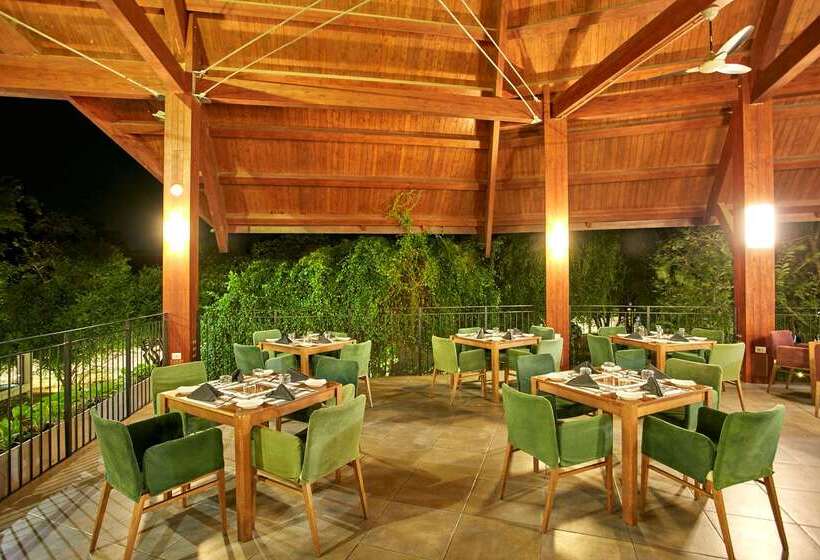 리조트 Occidental Paradise Dambulla