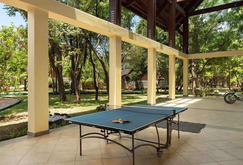 리조트 Occidental Paradise Dambulla