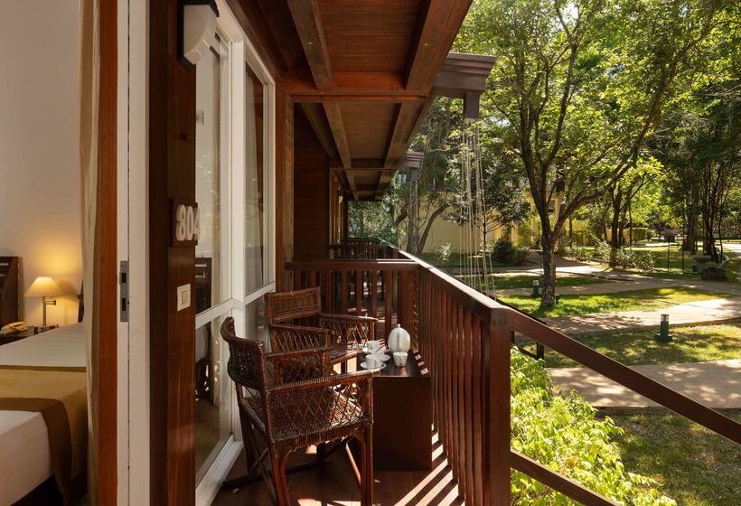 리조트 Occidental Paradise Dambulla