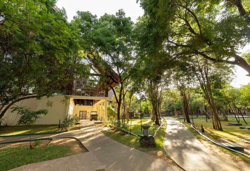 리조트 Occidental Paradise Dambulla