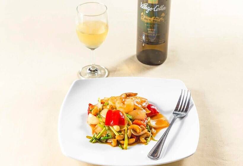 منتجع Village Farm & Winery