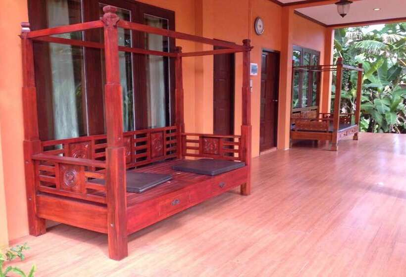 Taksina Garden Resort