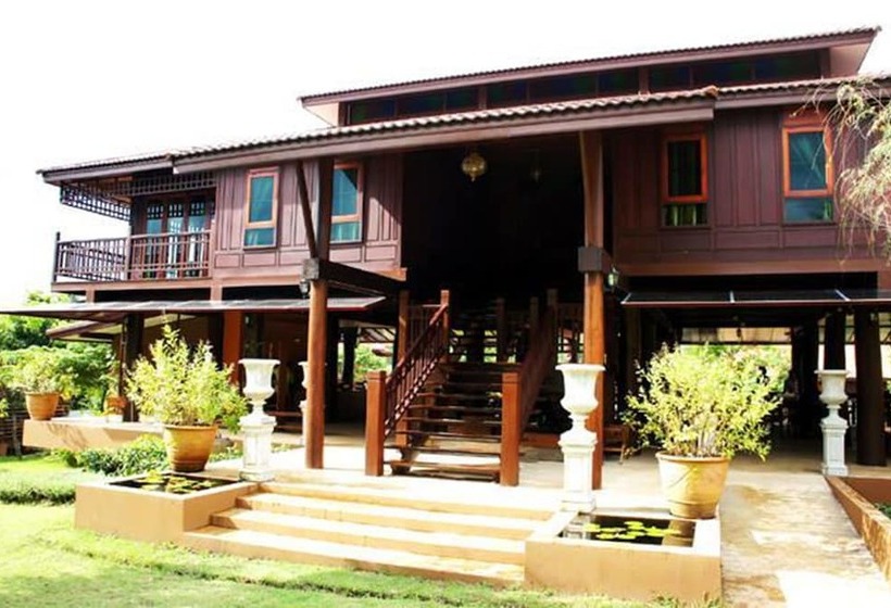 Taksina Garden Resort