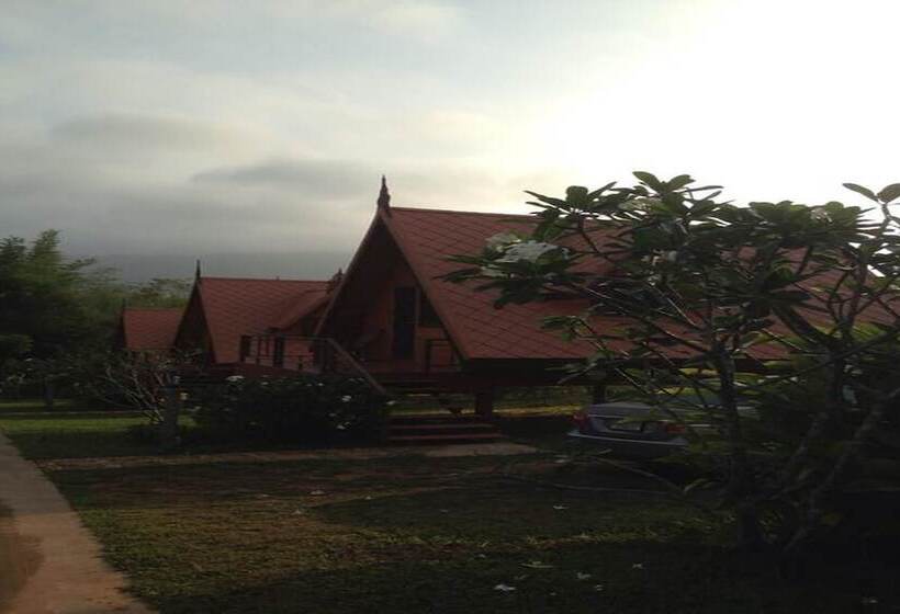 Taksina Garden Resort