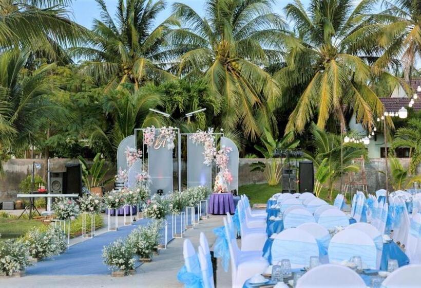 Ttc Resort Ninh Thuan Unlimited Access To Water Park