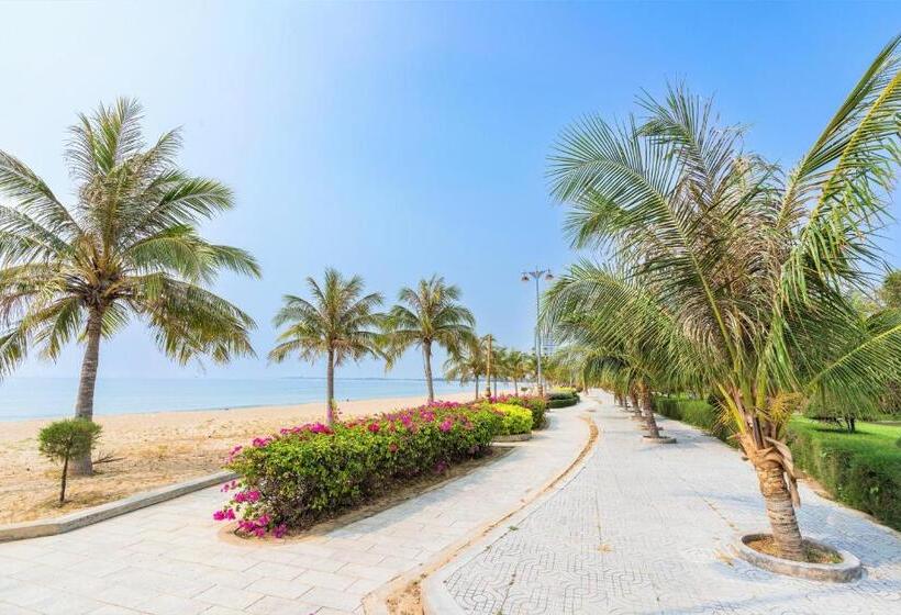 Ttc Resort Ninh Thuan Unlimited Access To Water Park