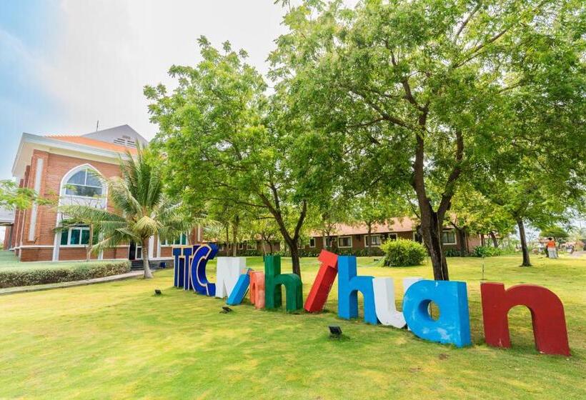 Ttc Resort Ninh Thuan Unlimited Access To Water Park