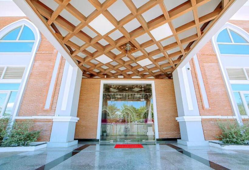 Ttc Resort Ninh Thuan Unlimited Access To Water Park