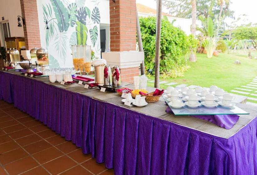 Ttc Resort Ninh Thuan Unlimited Access To Water Park