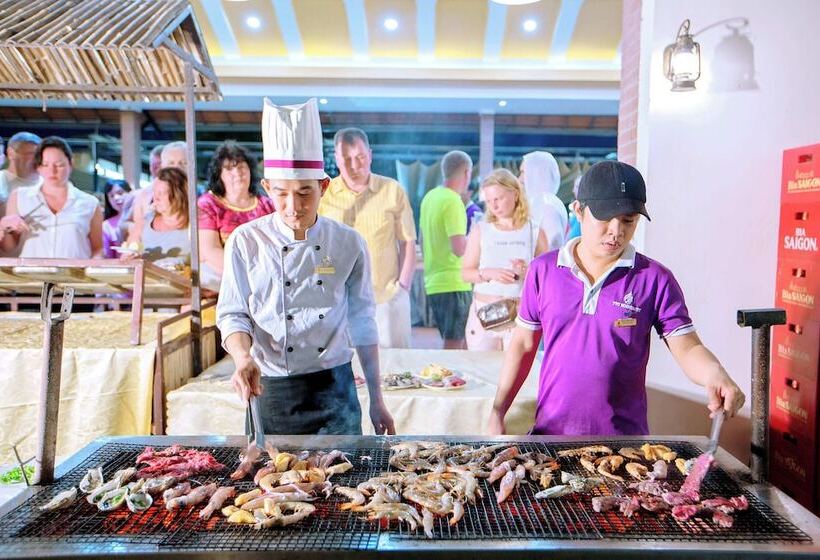 Ttc Resort Ninh Thuan Unlimited Access To Water Park