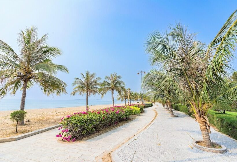 Ttc Resort Ninh Thuan Unlimited Access To Water Park