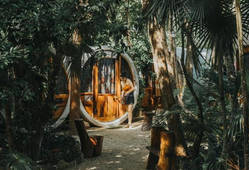 Tubo Tulum Hostel