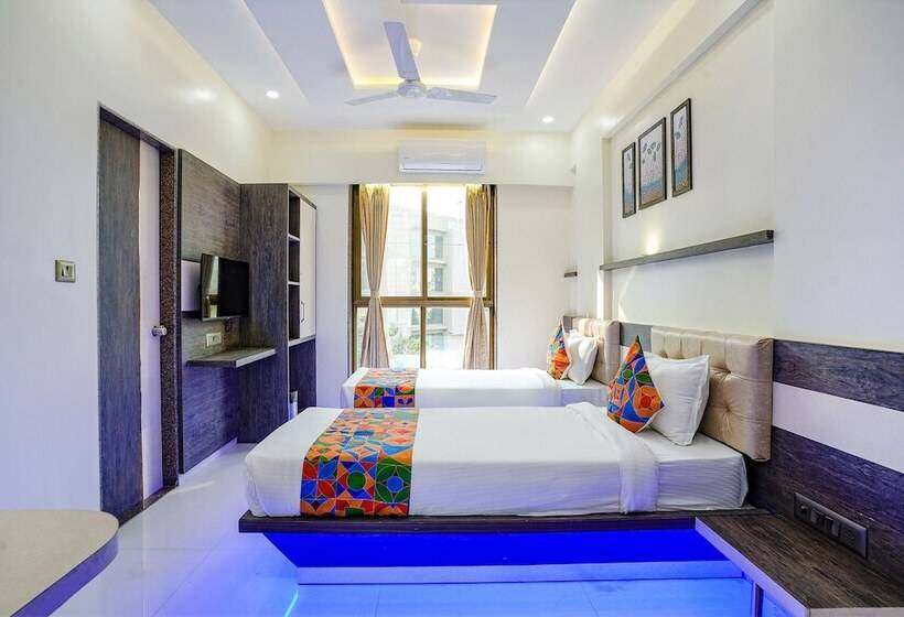 호텔 Super Capital O Poona Royal