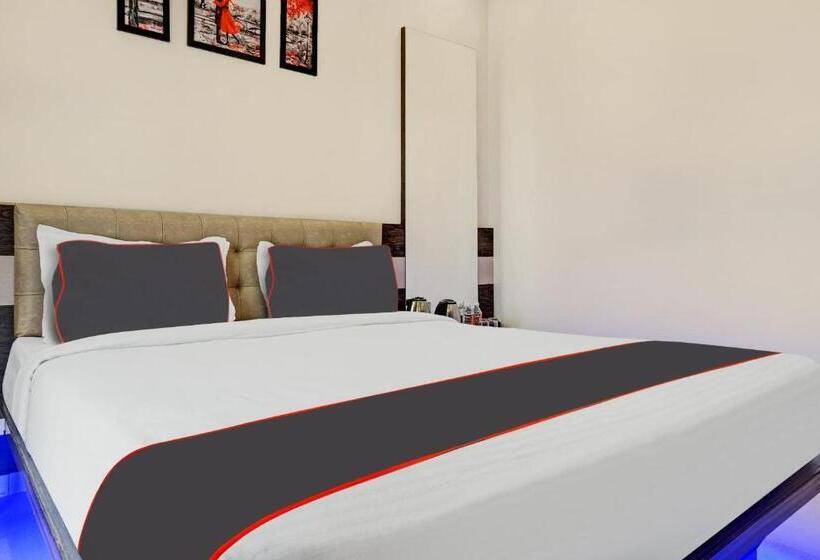 호텔 Super Capital O Poona Royal