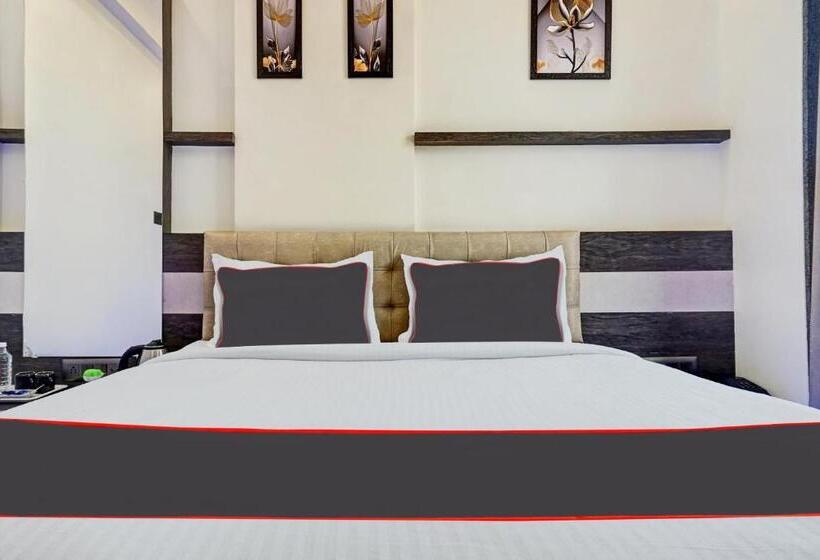 호텔 Super Capital O Poona Royal