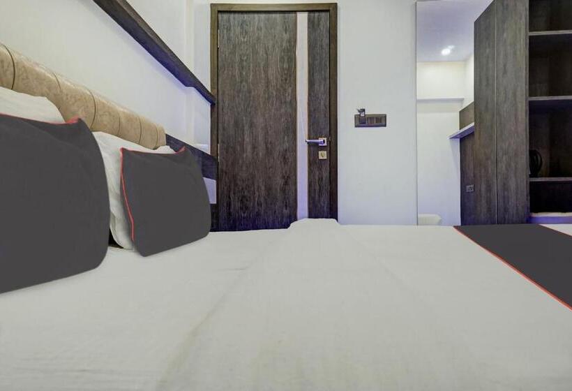 호텔 Super Capital O Poona Royal