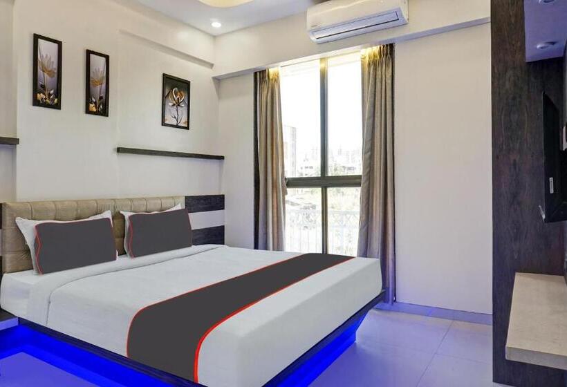 호텔 Super Capital O Poona Royal