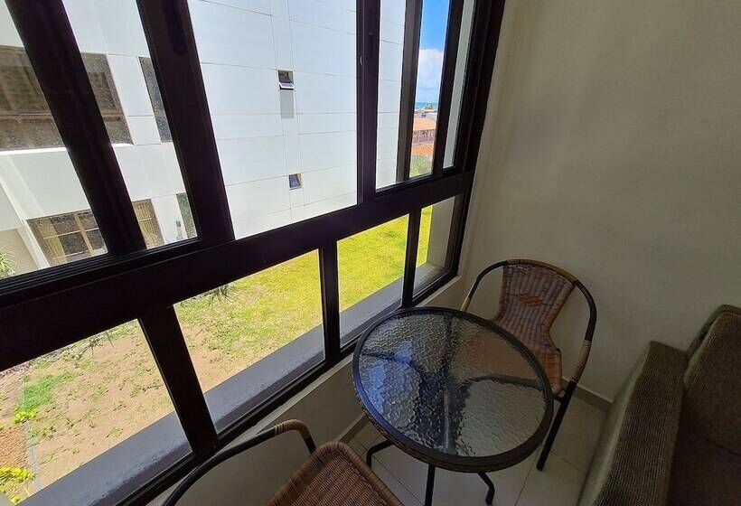 Holanda S Prime Residence