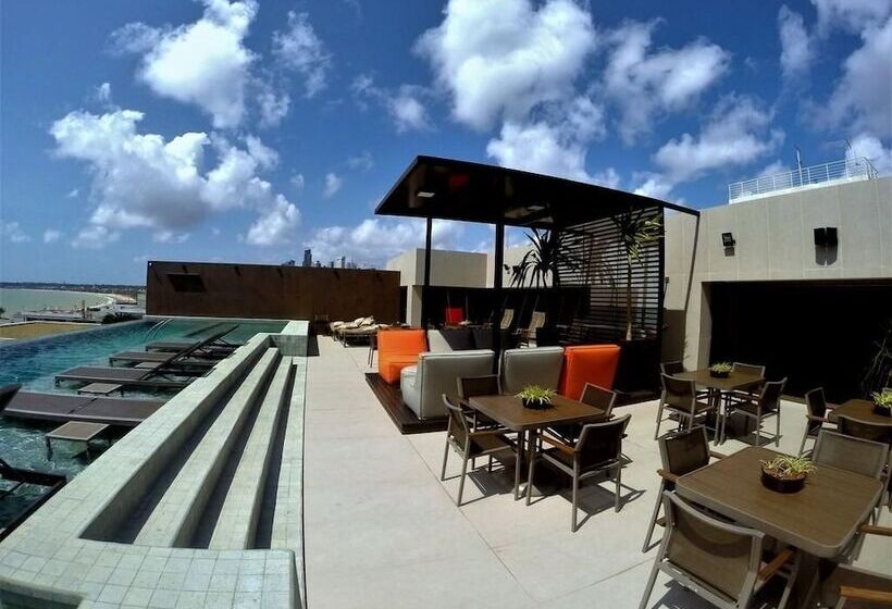 Holanda S Prime Residence