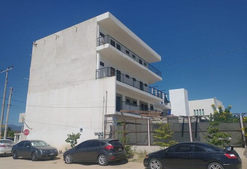 בית מלון כפרי Aeropuerto By Oyo