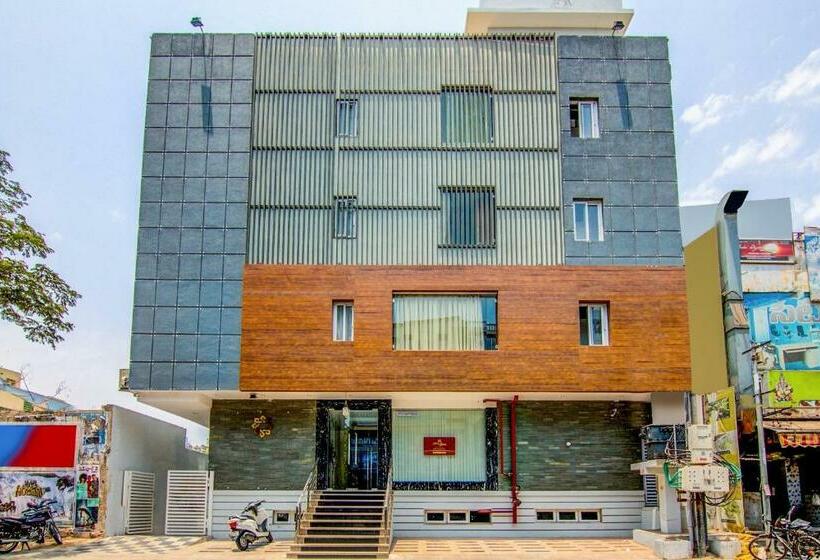 Отель Capital O Pratibha Grand