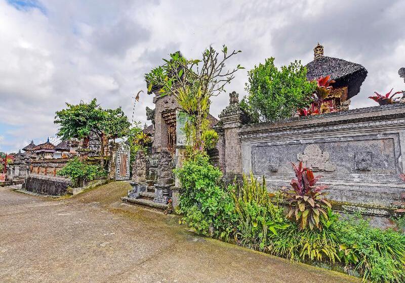 ホテル Collection O 91479 Indah Home Stay