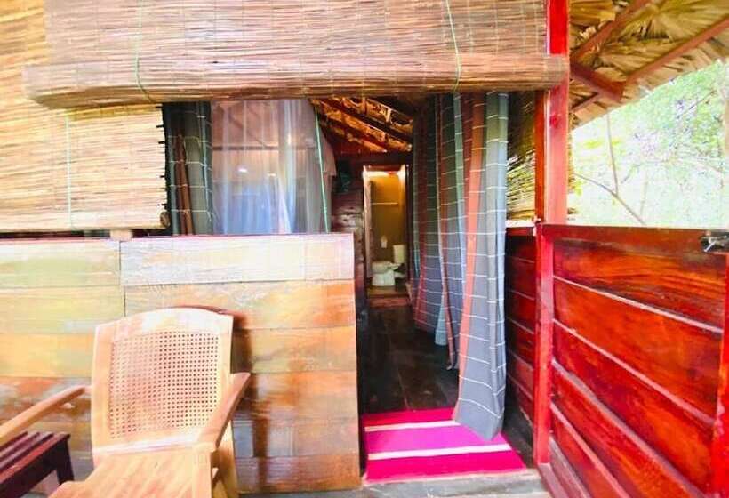 호텔 Inn On The Tree Eco Resort Sigiriya