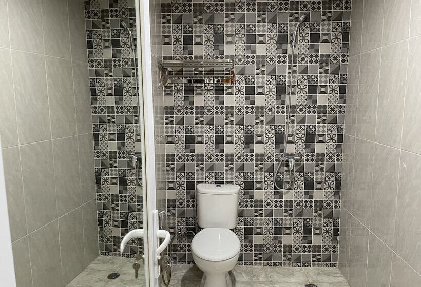 בית מלון כפרי Liberta Home Seririt Bali