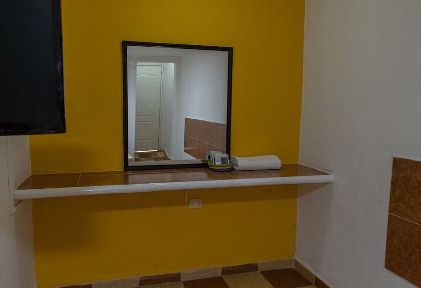 酒店 Marías By Oyo