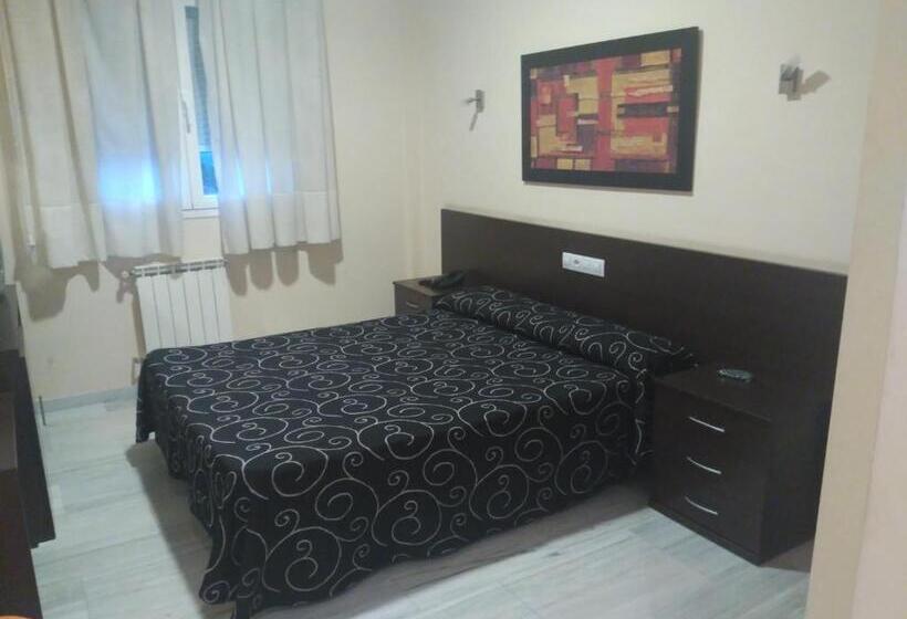 בית מלון כפרי Mirasierra