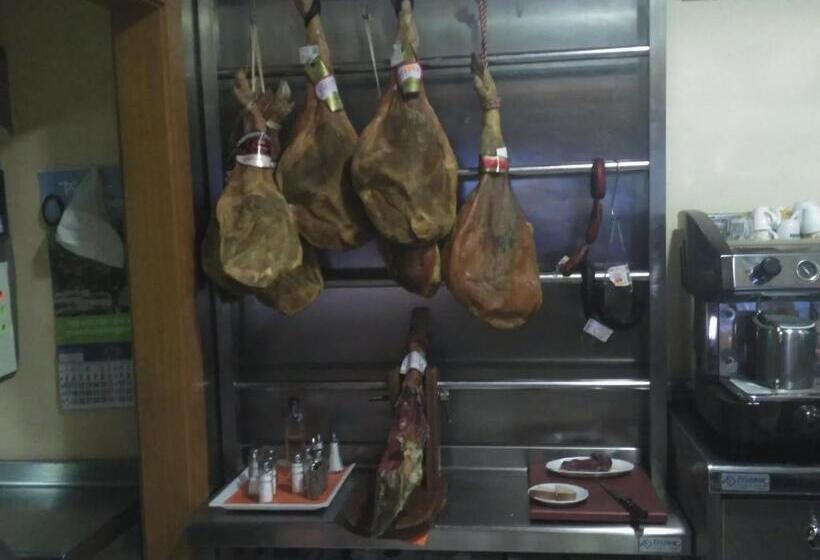 בית מלון כפרי Mirasierra