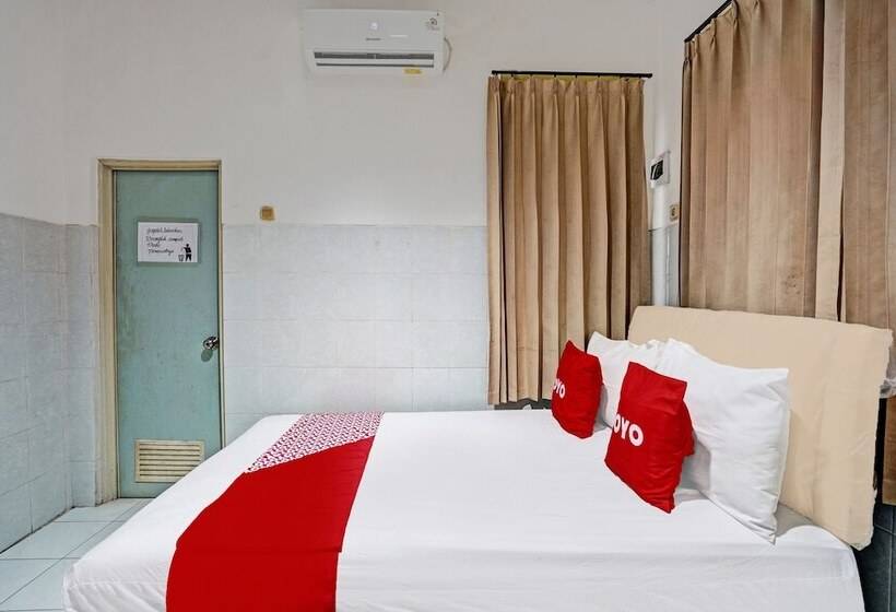 ホテル Raya Permai Homestay Syariah By Oyo