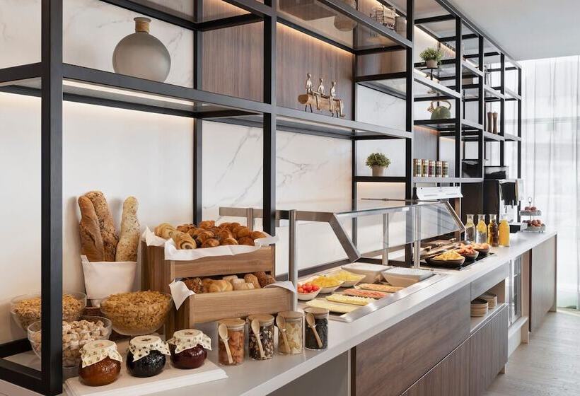 هتل Residence Inn By Marriott Vienna City East