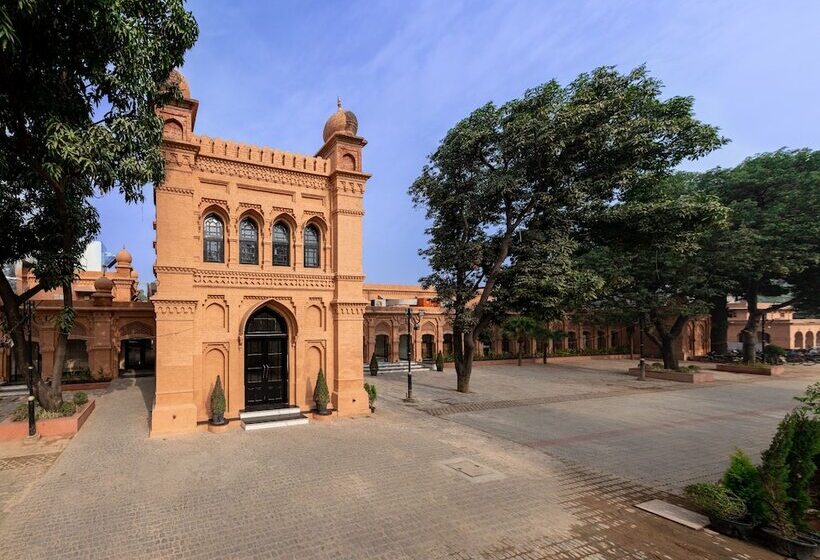 ホテル The Earth Amritsar, Trademark Collection By Wyndham