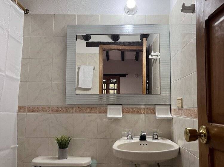 펜션 Lo Nuestro   Hospedería