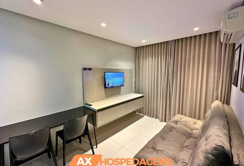 Sh Holandas Prime Shopping