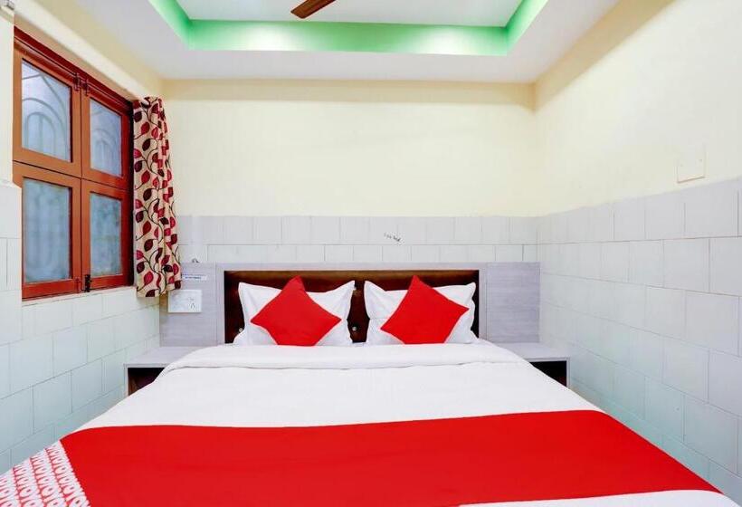 هتل Sam Guest House By Oyo