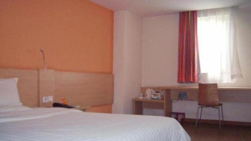فندق 7 Days Inn Xinning Langshan Avenue Western Bus Station