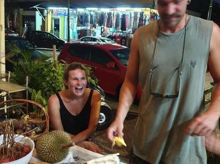 Cocoa Mews Cafe & Homestay   Hostel